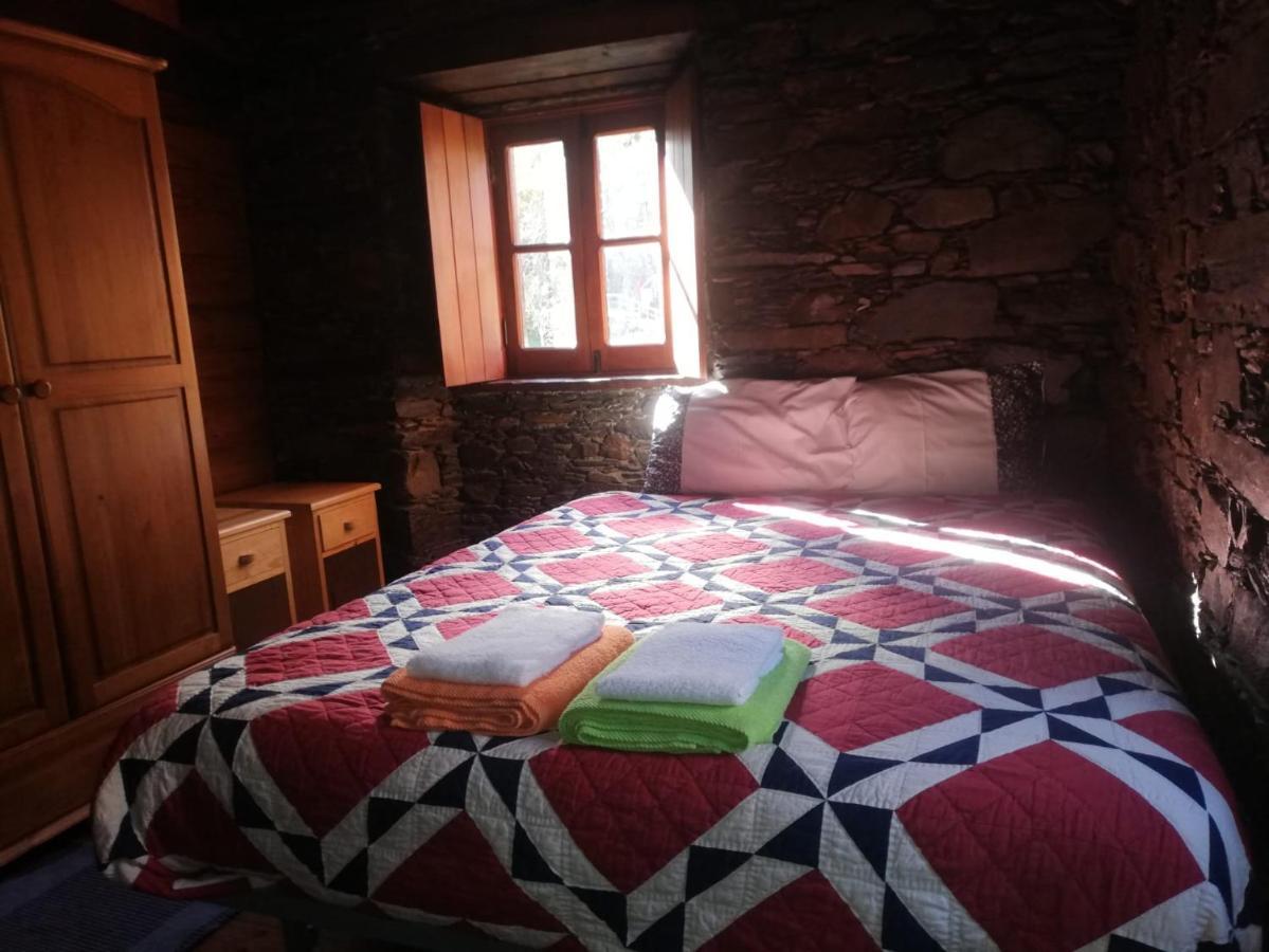 Casa Tias * Lousa (Central Portugal)